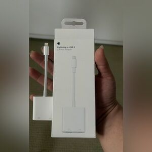 Apple Lightning to USB 3 Camera Adapter — White